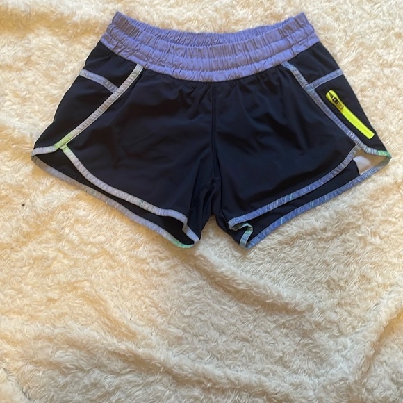 Lululemon tracker short wall stretch for women’s - Picture 1 of 11